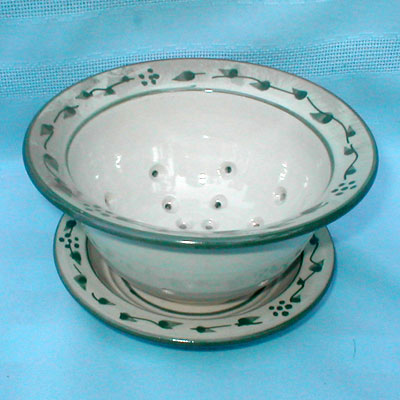 Berry Bowl/Green Leaf